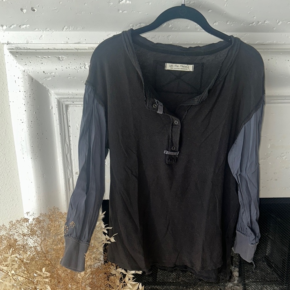 Free People Black Asymmetrical 3/4 Sleeve Blouse